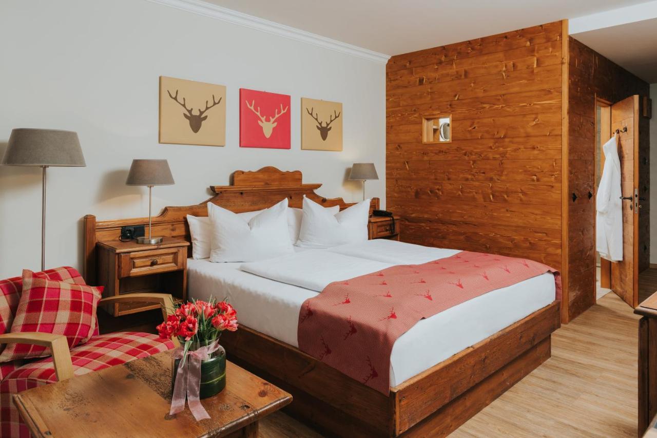 Hotel Drei Quellen Therme 바트그리스바흐 외부 사진