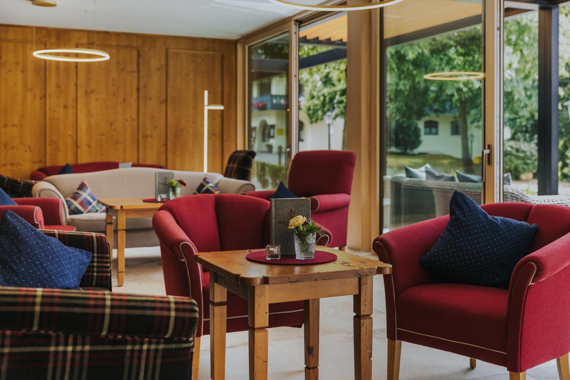 Hotel Drei Quellen Therme 바트그리스바흐 외부 사진